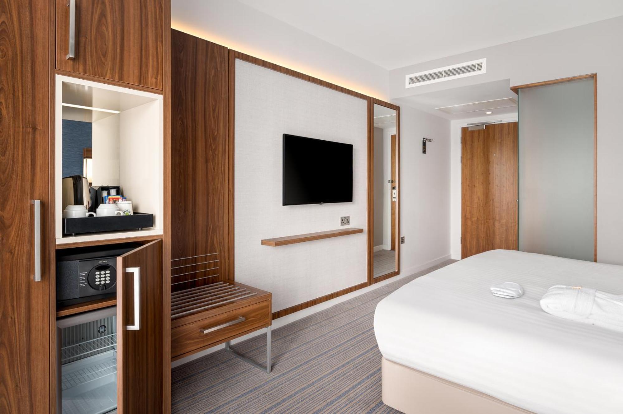 Executive King Room,1516331257:JPEG